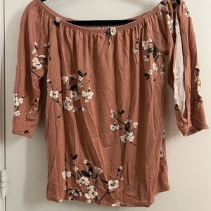 Women floral top